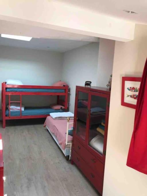 La Maison De Lea, Chambres D'Hotes De 14 Couchages ตูร์นุส ภายนอก รูปภาพ
