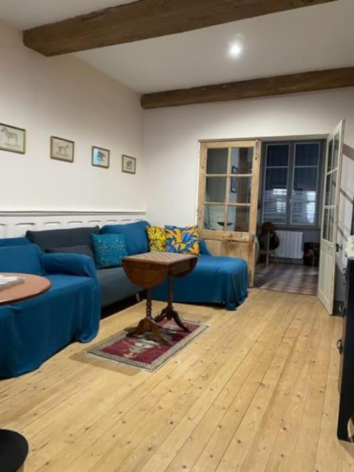 La Maison De Lea, Chambres D'Hotes De 14 Couchages ตูร์นุส ภายนอก รูปภาพ