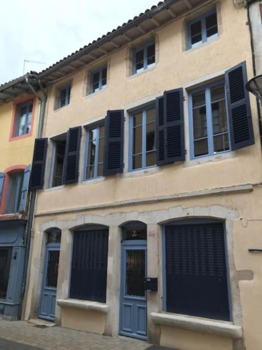 La Maison De Lea, Chambres D'Hotes De 14 Couchages ตูร์นุส ภายนอก รูปภาพ