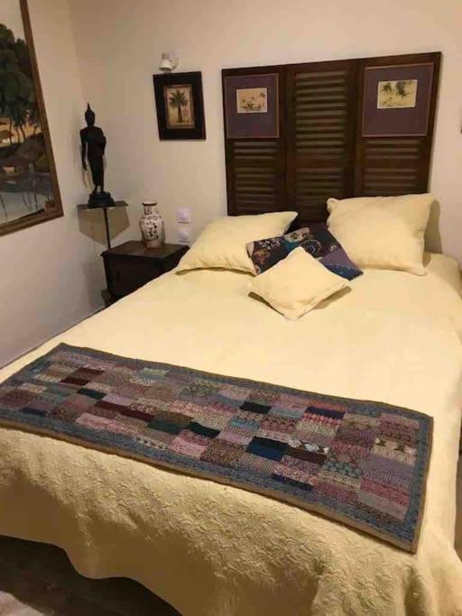 La Maison De Lea, Chambres D'Hotes De 14 Couchages ตูร์นุส ภายนอก รูปภาพ